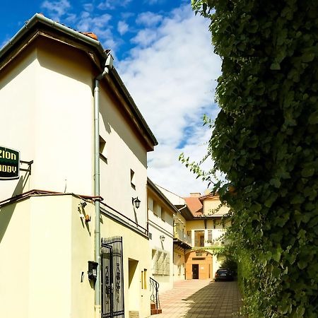 Penzion Hradby Prešov Buitenkant foto