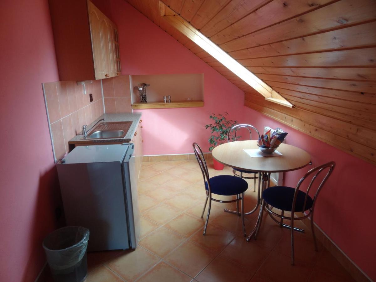 Penzion Hradby Prešov Buitenkant foto